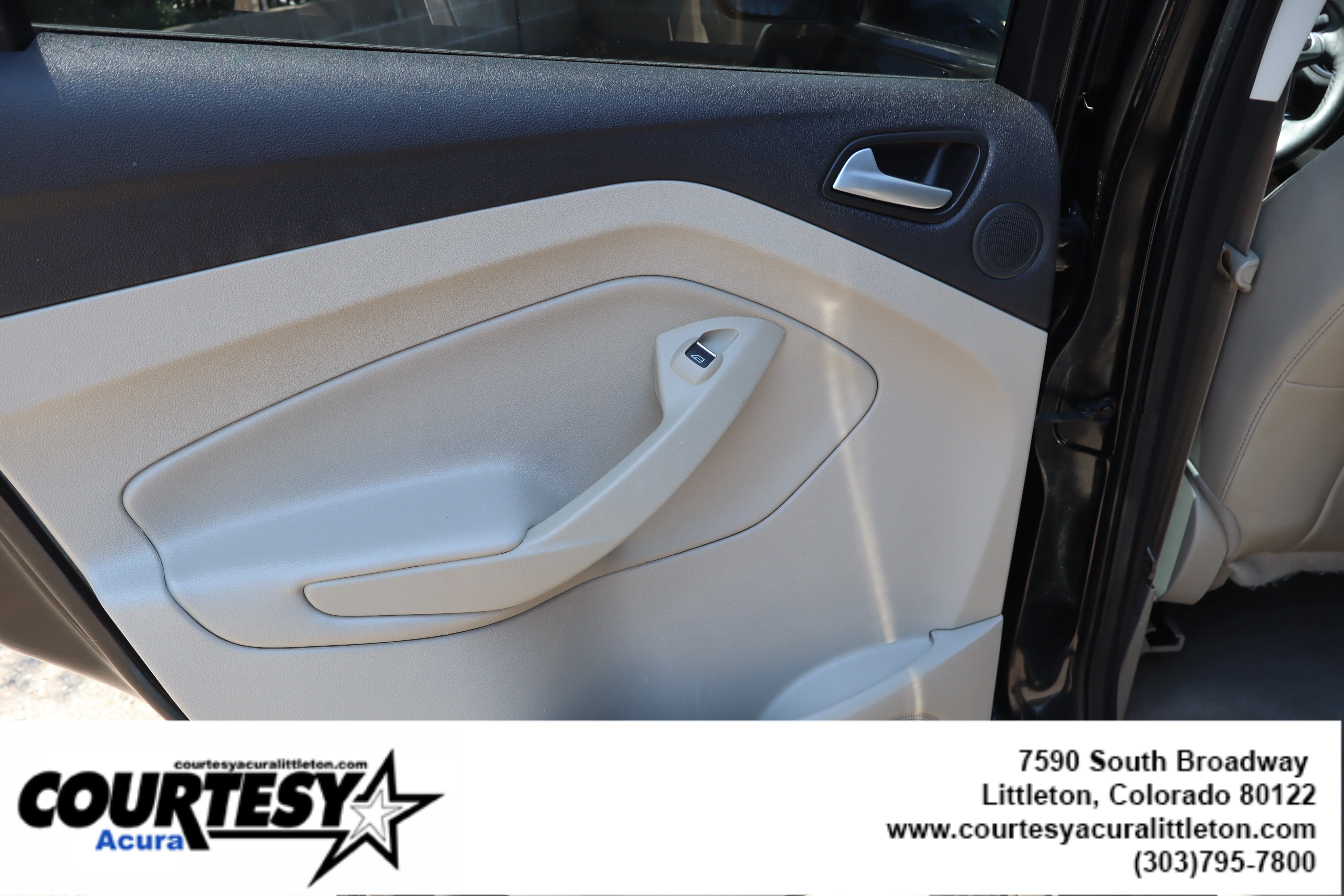 Used 2014 Black Ford Titanium image 26