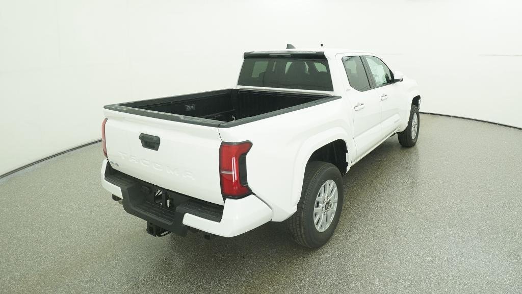 2026 Toyota Tacoma SR5 - Photo 18