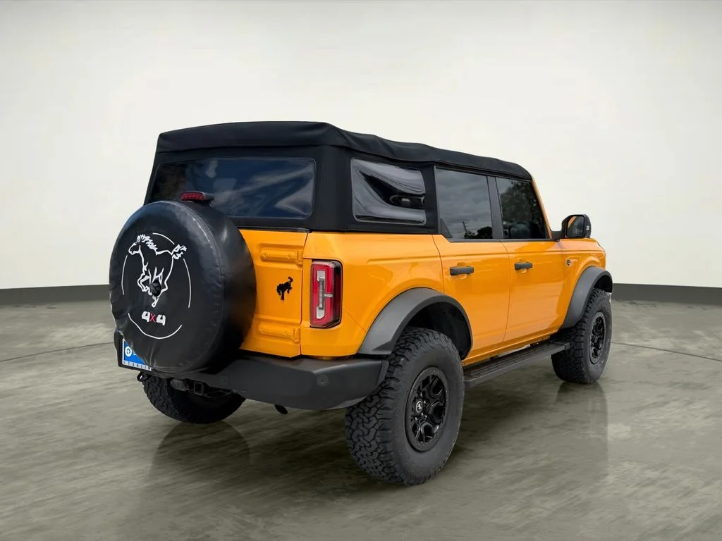 Used 2022 Orange Ford Wildtrak image 7