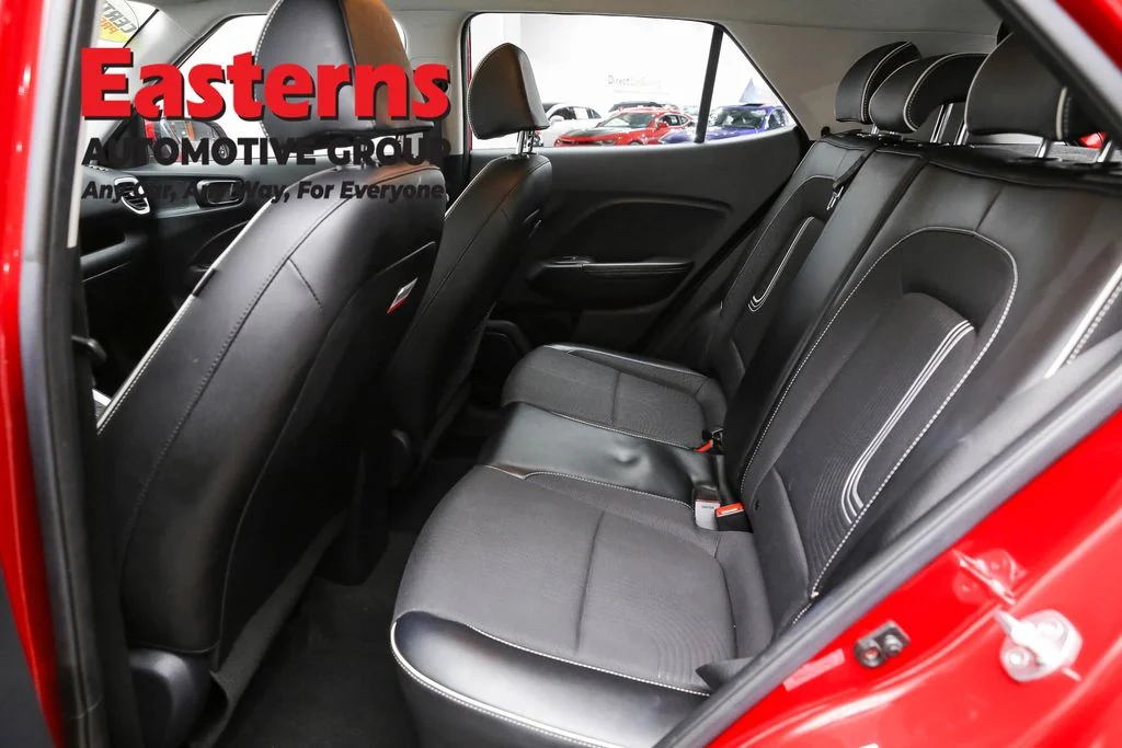 Used 2023 Red Hyundai Limited image 22
