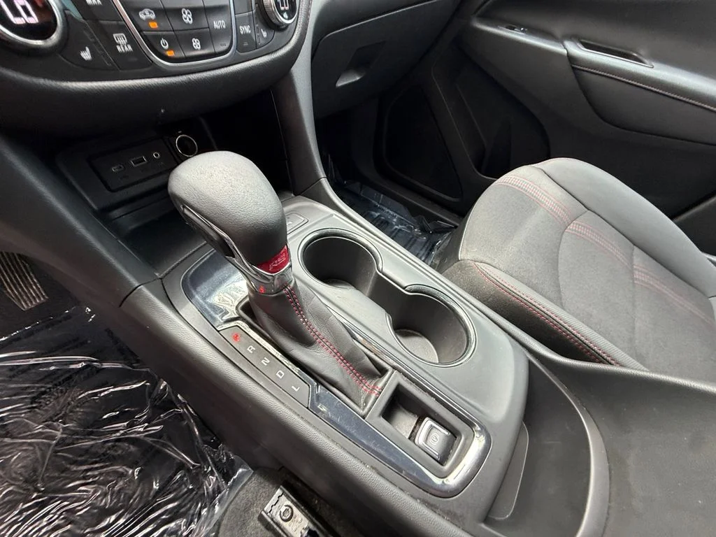 Used 2024 White Chevrolet RS image 22