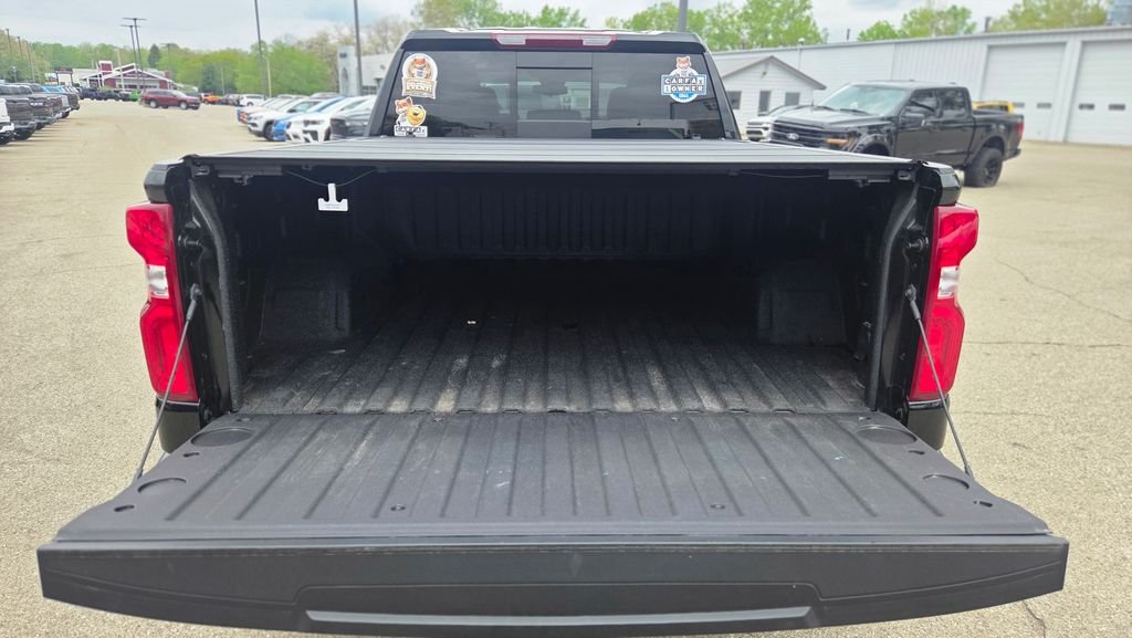 Used 2026 Black Chevrolet RST image 9