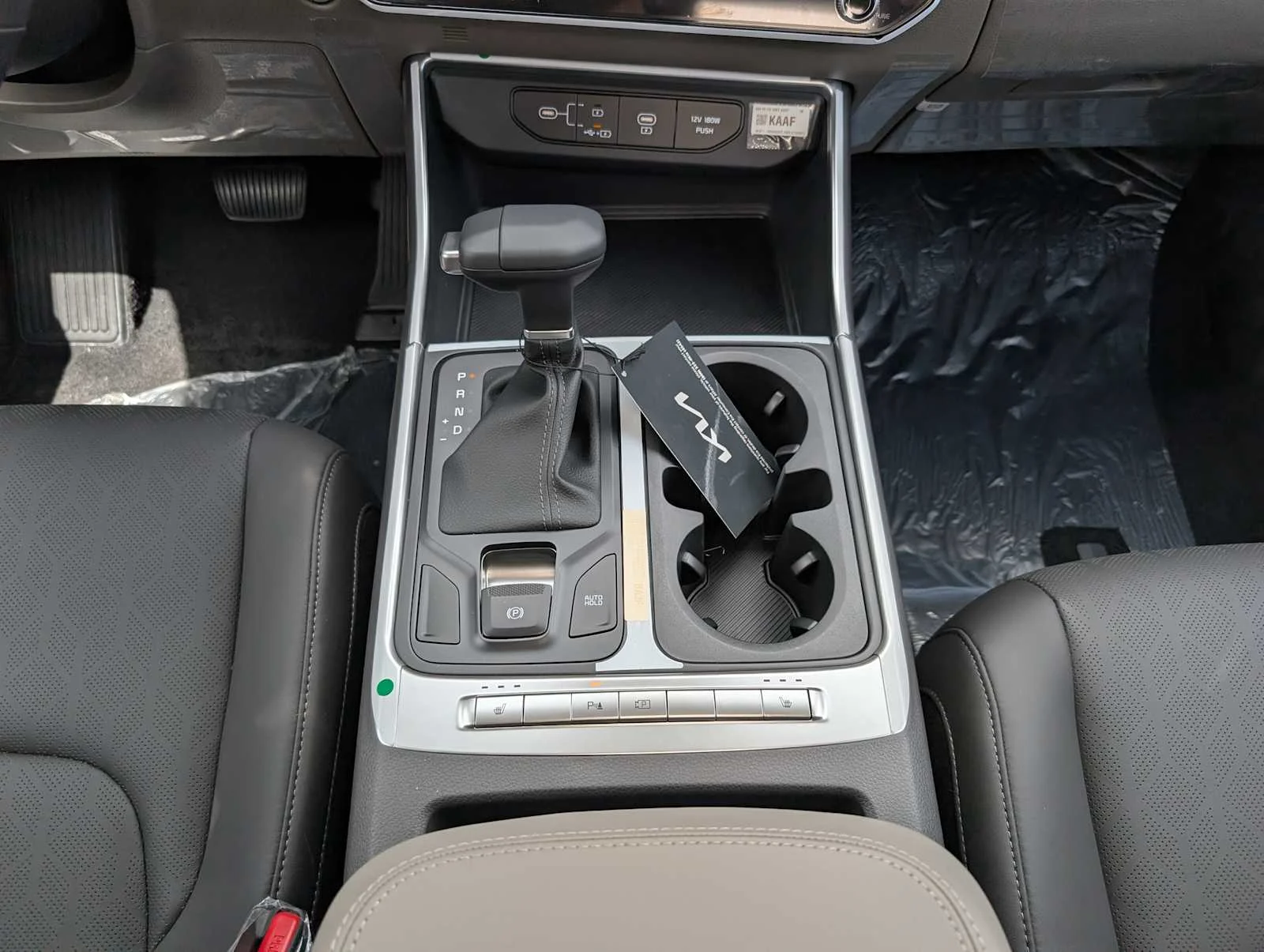 New 2027 Ceramic Silver Kia LXS image 13