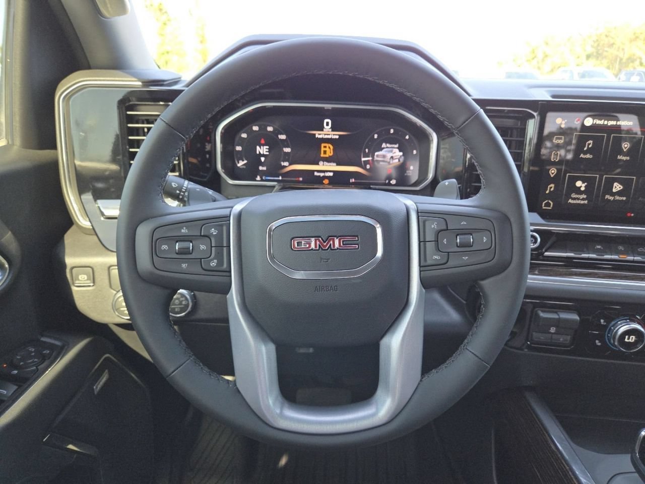New 2026 Summit White GMC Elevation image 29