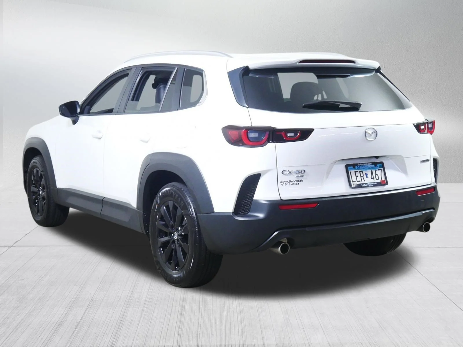 Used 2024 Wind Chill Pearl Mazda 2.5 S Preferred Package image 5