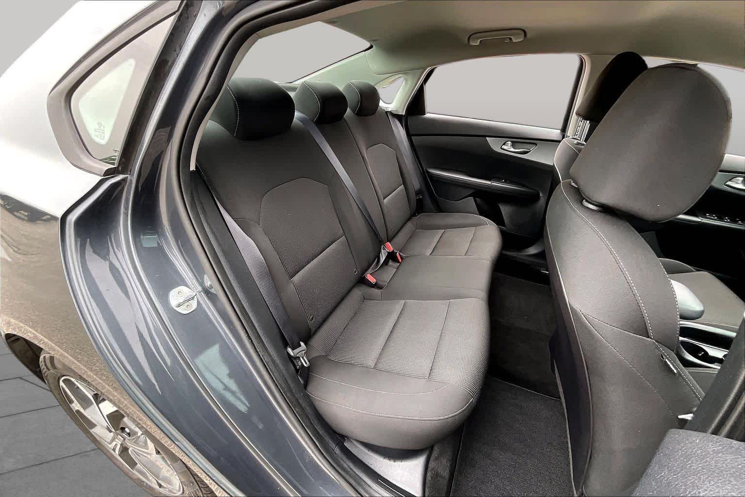 Used 2021 Gray Kia LXS image 39
