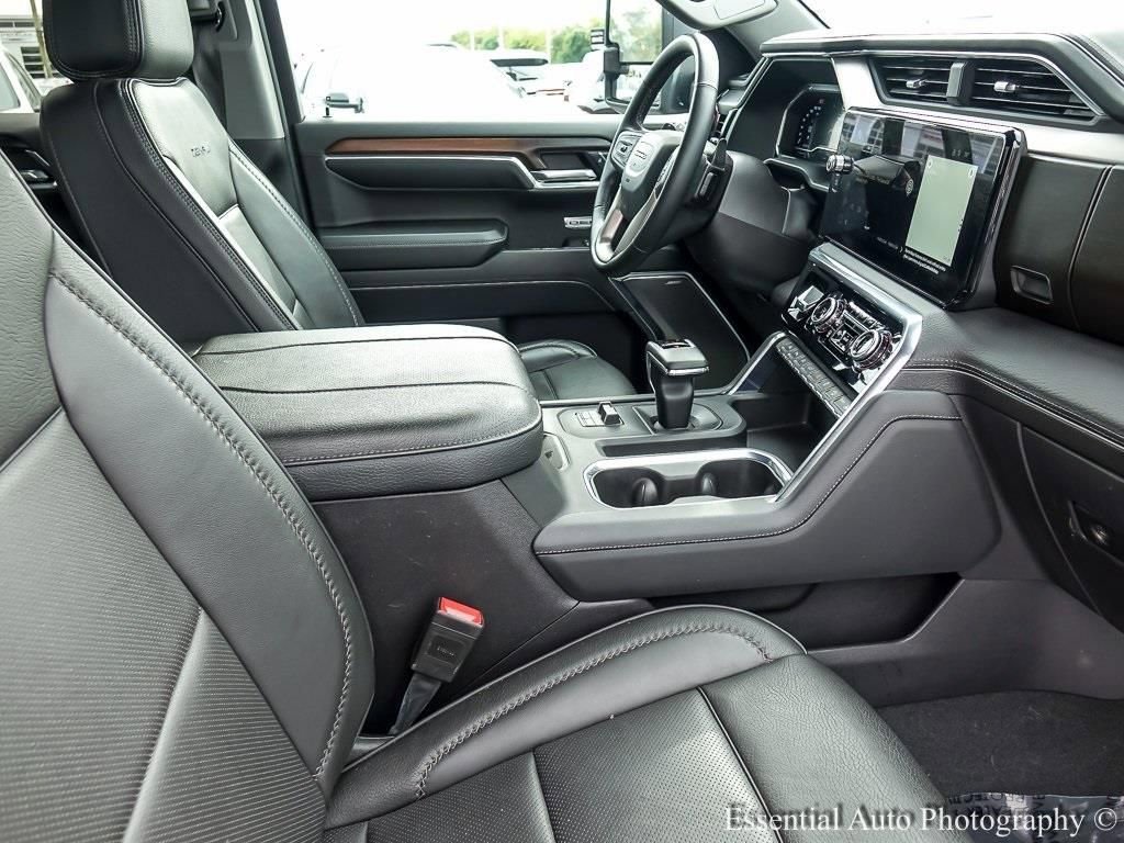 2024 GMC SIERRA - Image 28