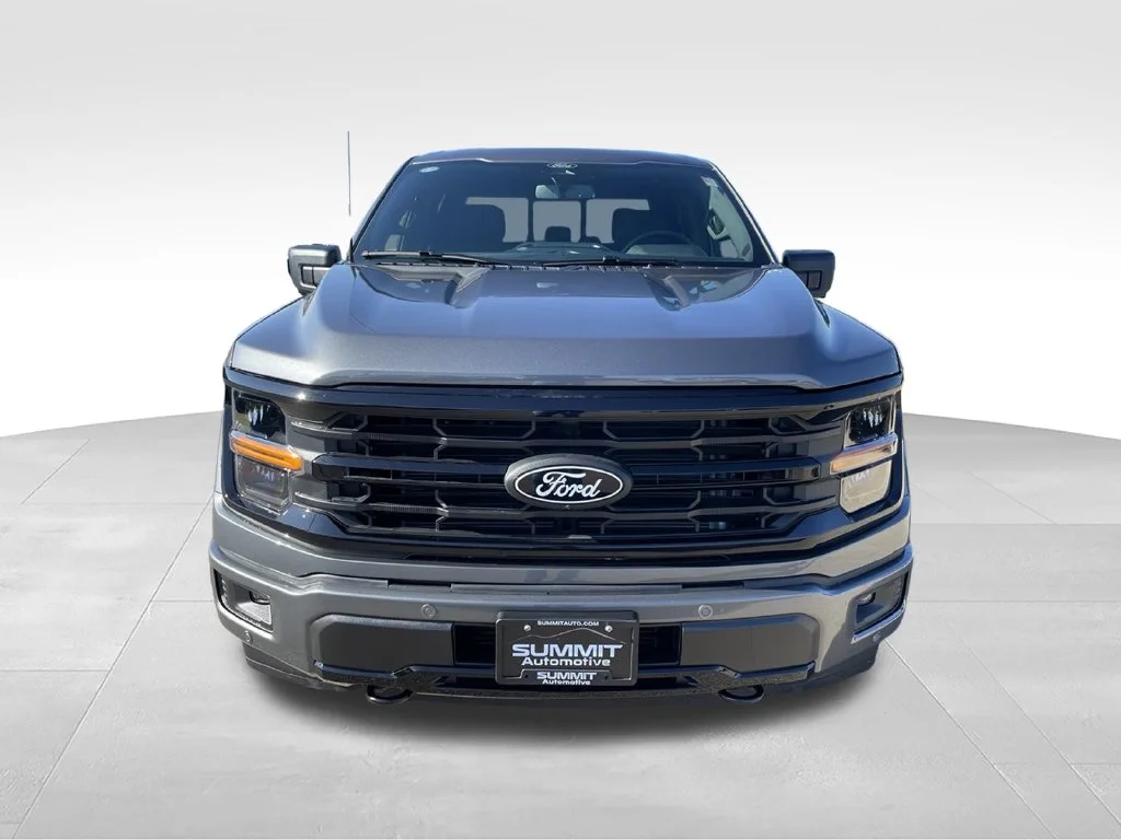 New 2026 Carbonized Gray Metallic Ford XLT image 31