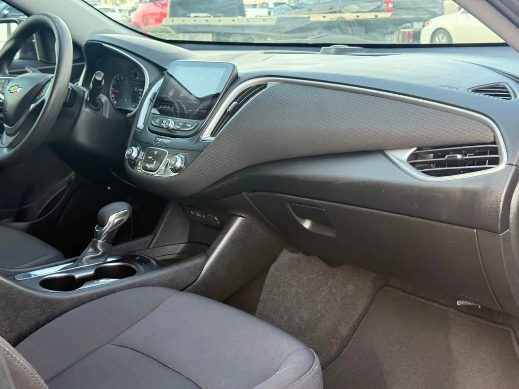 Used 2022 Black Chevrolet LS image 22