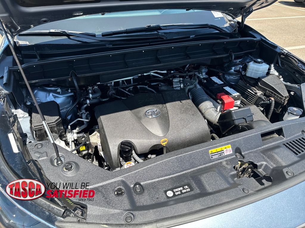 Used 2022 Gray Toyota XLE image 48