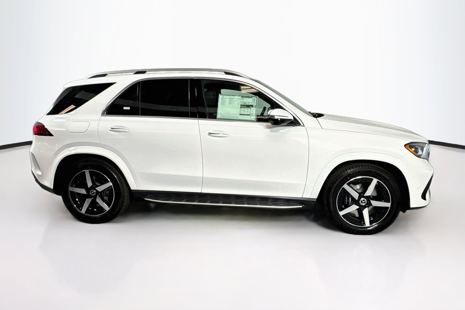 New 2027 Polar White Mercedes-Benz GLE 450 image 4