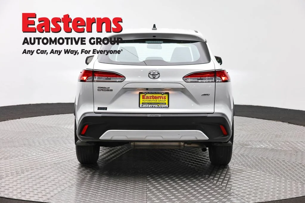 Used 2023 Beige Toyota L image 6