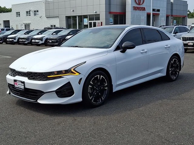 Certified Used 2022 White Kia GT-Line image 4