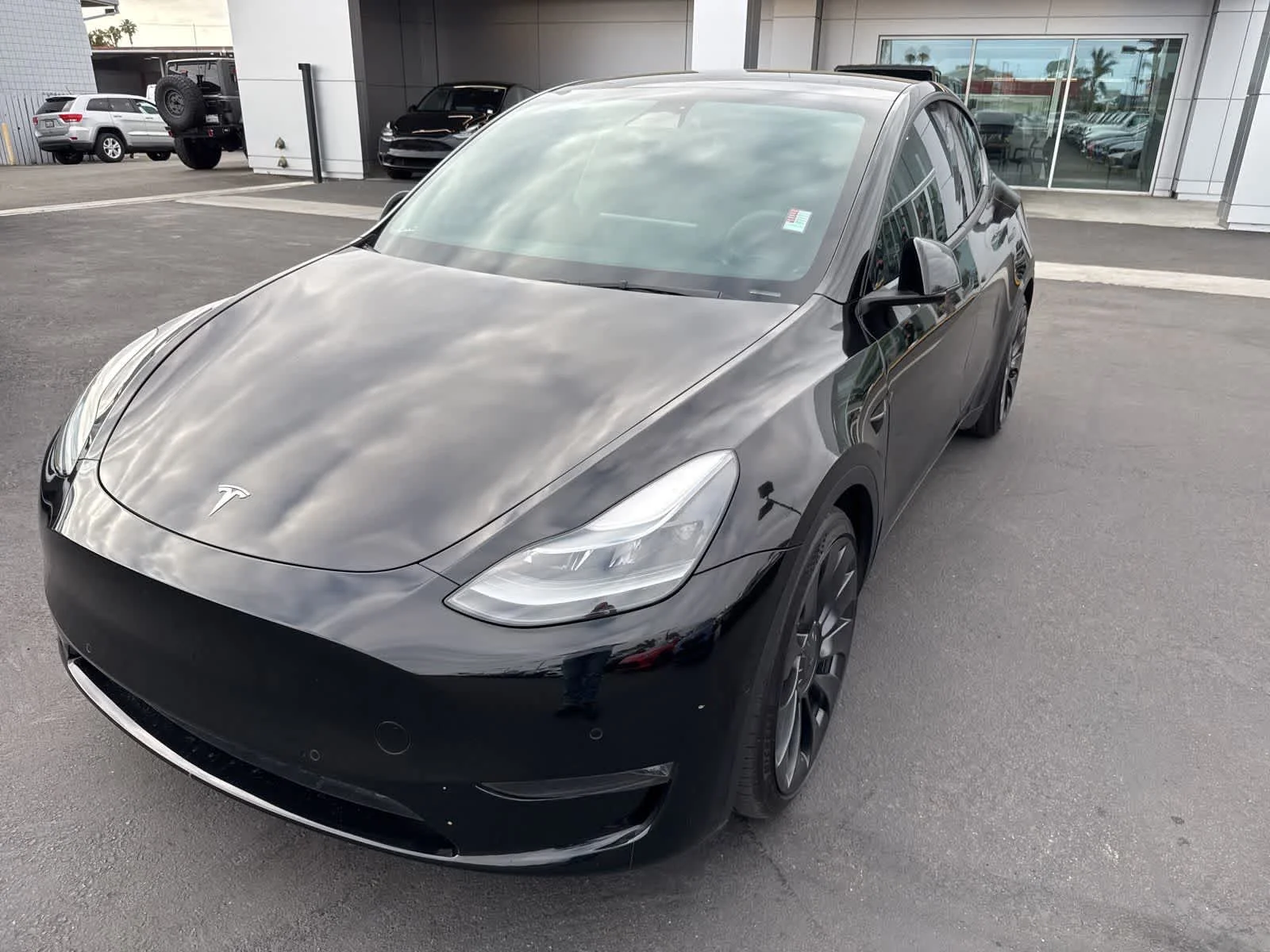 2022 Tesla Model Y Performance Dual Motor All-Wheel Drive's photo