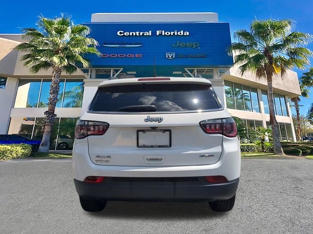 Certified Used 2023 White Jeep Latitude Lux image 6