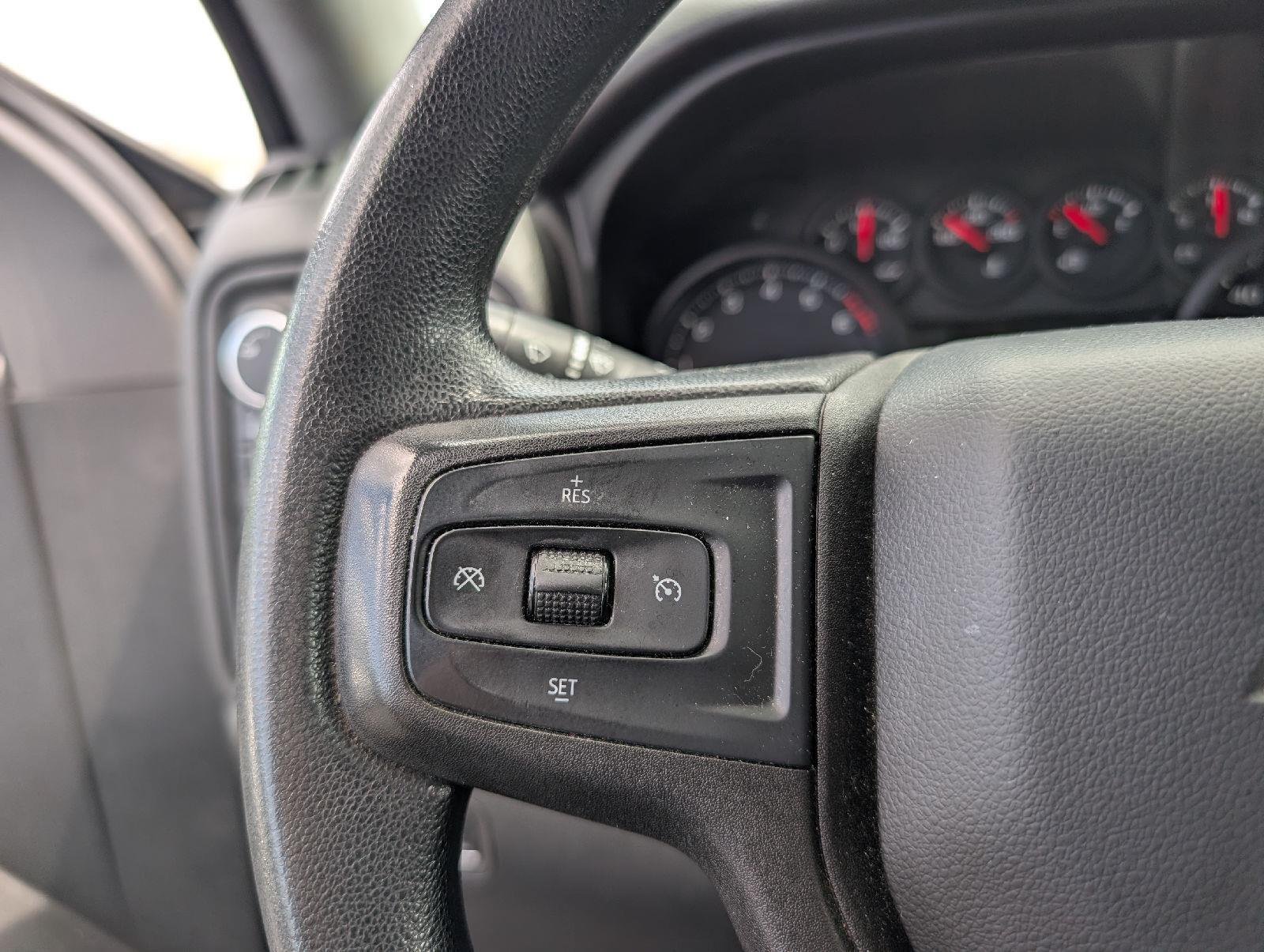 Used 2019 Black Chevrolet Custom image 12