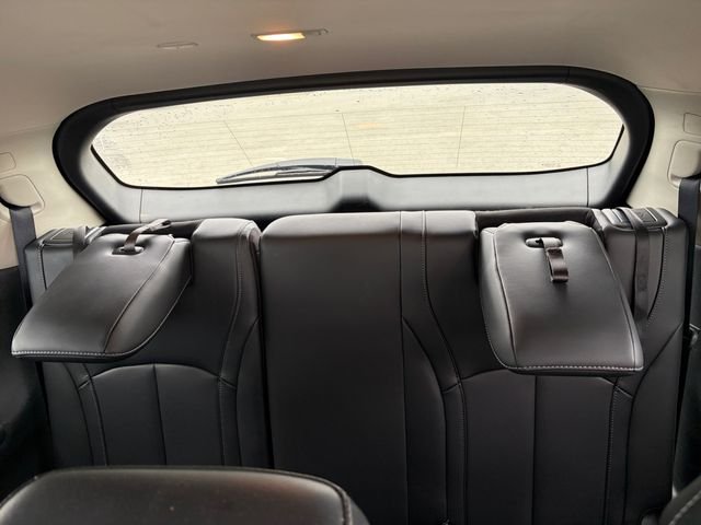 Used 2025 Gray INFINITI LUXE image 24