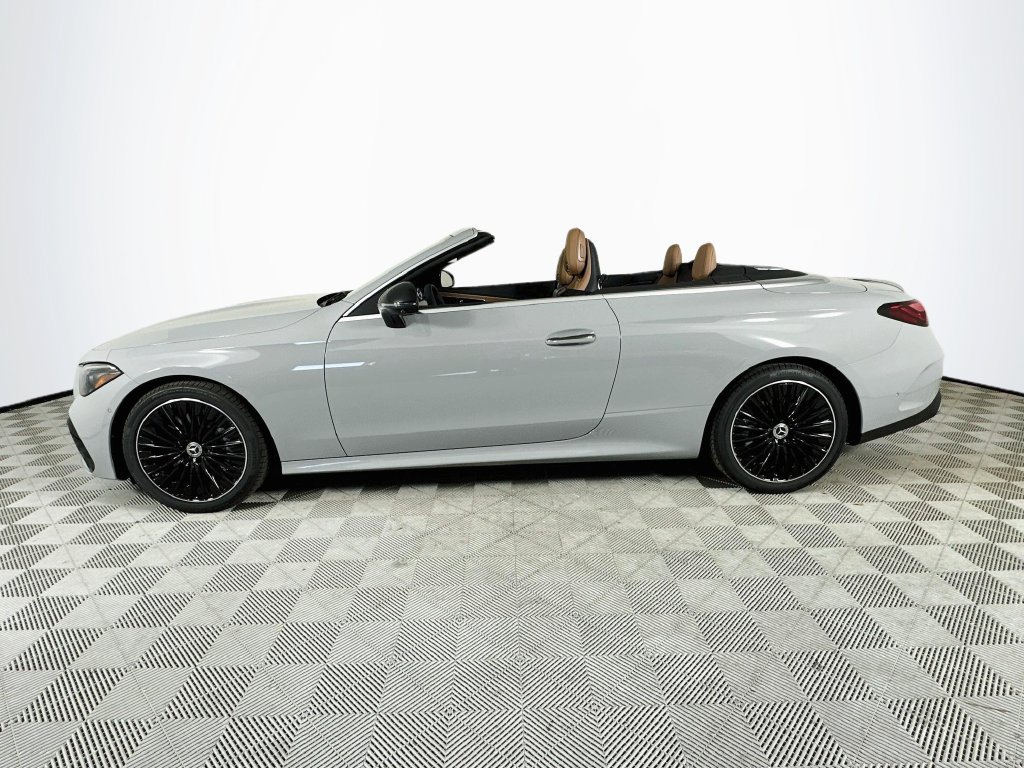 New 2027 MANUFAKTUR Alpine Grey Mercedes-Benz CLE 450 image 37
