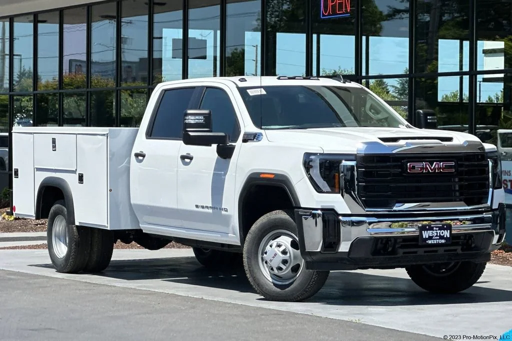2025 GMC Sierra 3500HD Pro