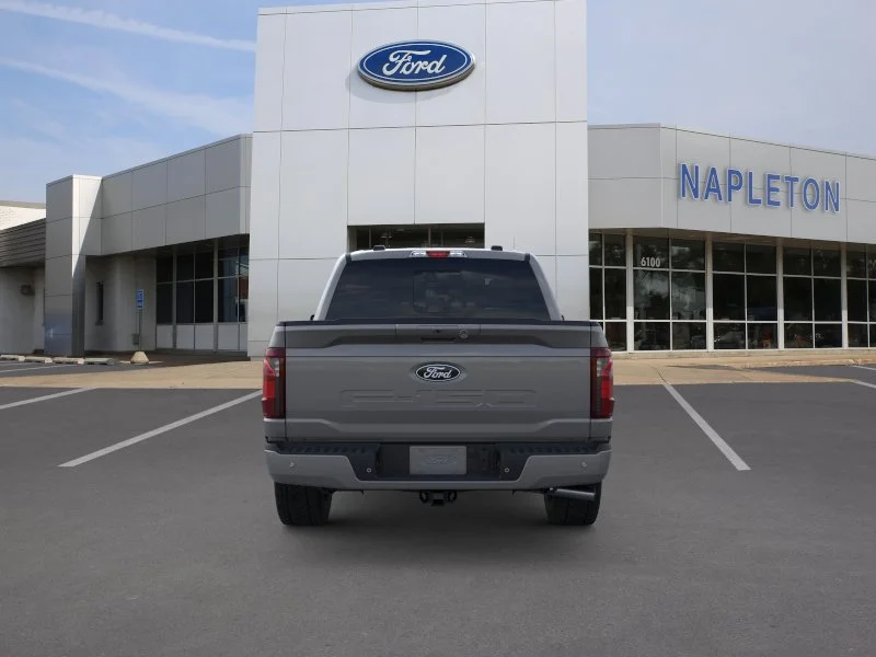 New 2026 Carbonized Gray Metallic Ford XLT image 41
