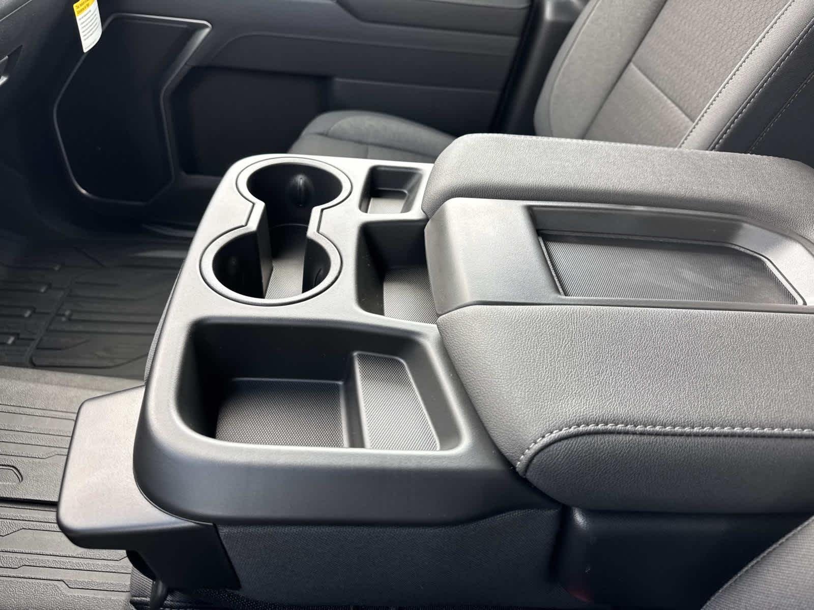 2026 GMC Sierra 1500 SLE - Photo 18