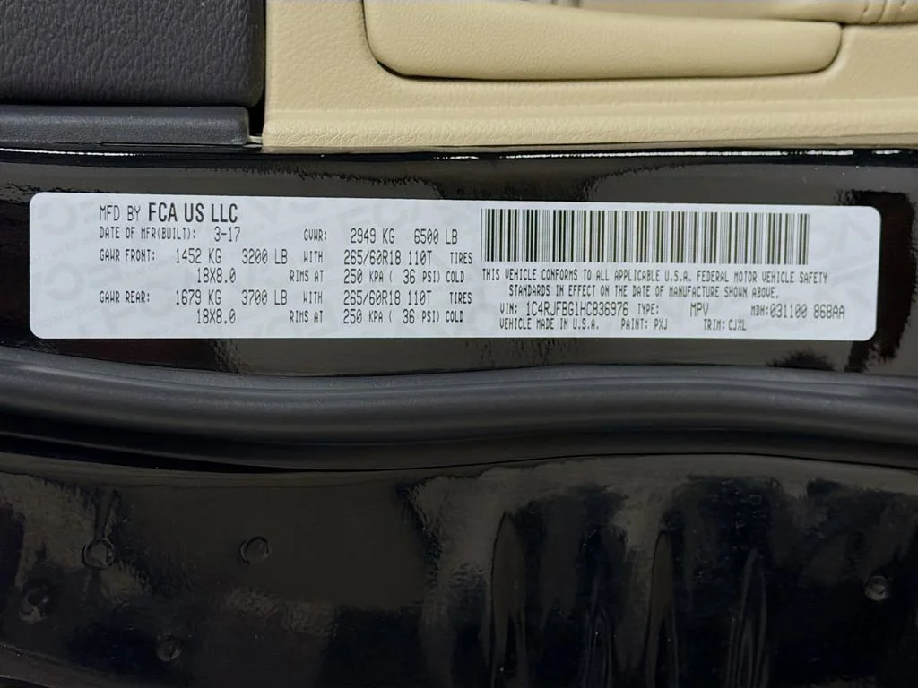 Used 2017 Black Jeep Limited image 29
