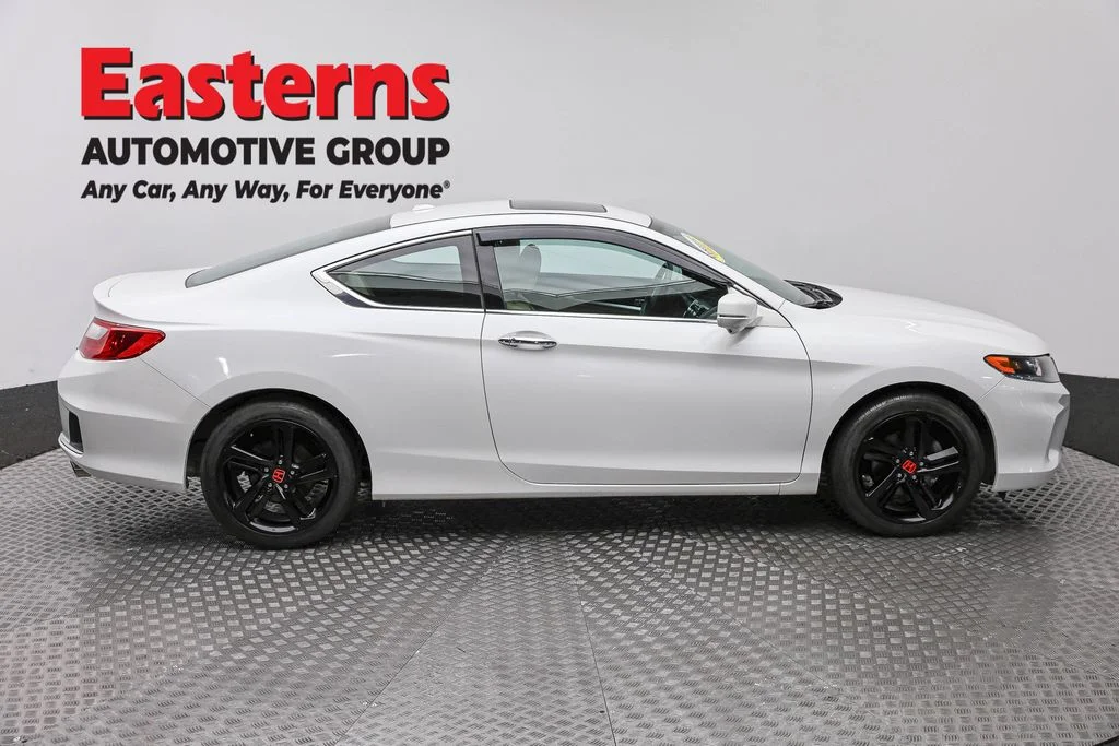 Used 2015 White Honda EX-L image 4