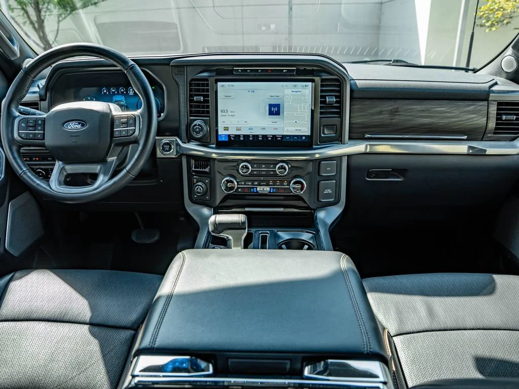 Used 2024 Gray Ford Lariat image 31