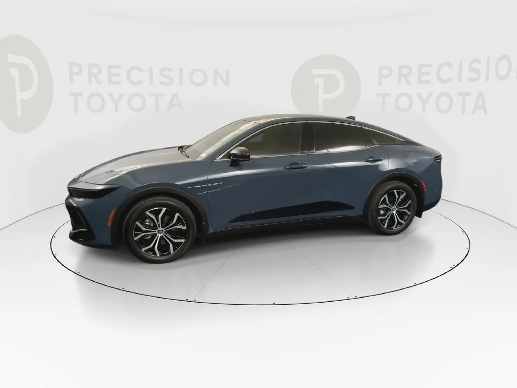 Certified Used 2026 Cloud Toyota XLE image 11