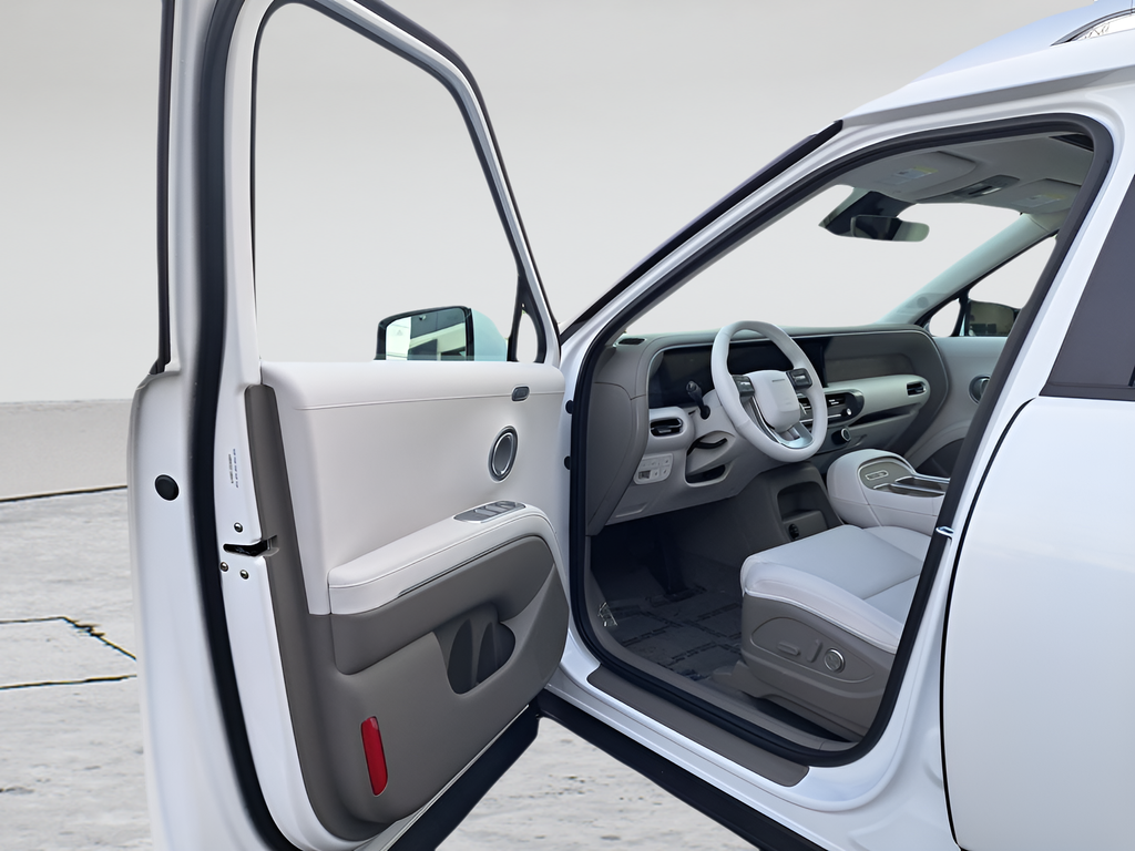 New 2026 White Hyundai SEL Premium image 9