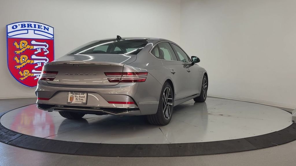 Certified Used 2026 Silver Genesis 2.5T Advanced image 5
