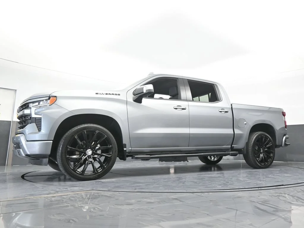 2025 Chevrolet Silverado 1500 LTZ - Photo 73