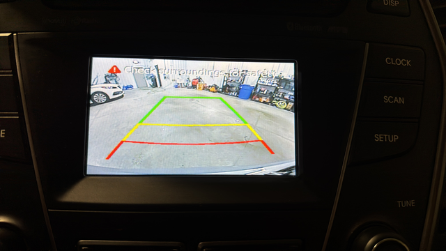 Used 2014 Moonstone Silver Hyundai Base image 13