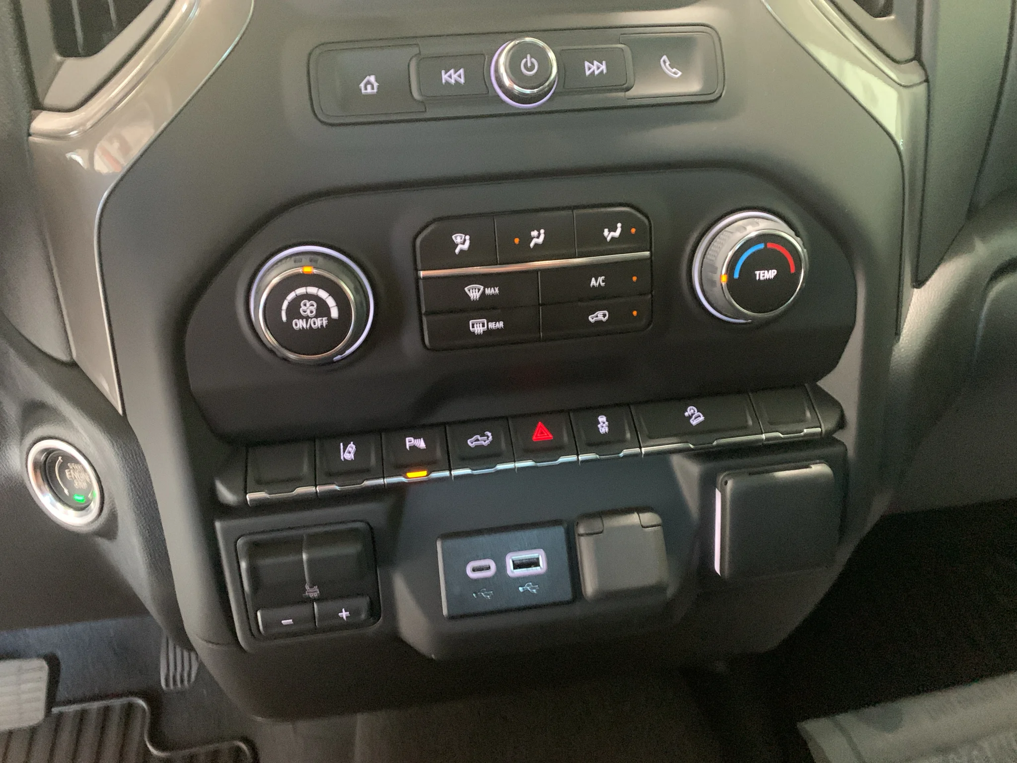 2026 Chevrolet Silverado 2500 HD Custom - Photo 24