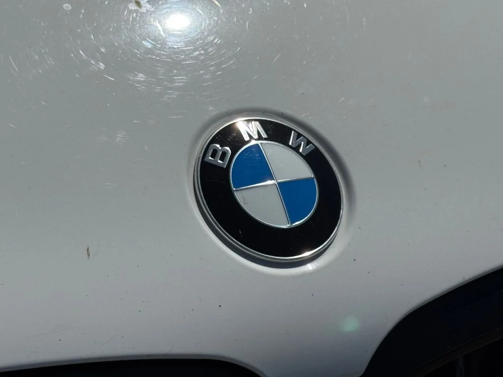 Used 2018 White BMW 530e iPerformance image 3