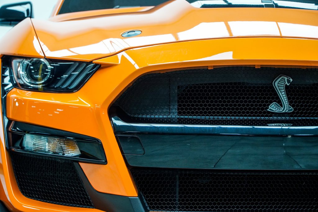 Used 2021 Orange Ford Shelby GT500 image 17