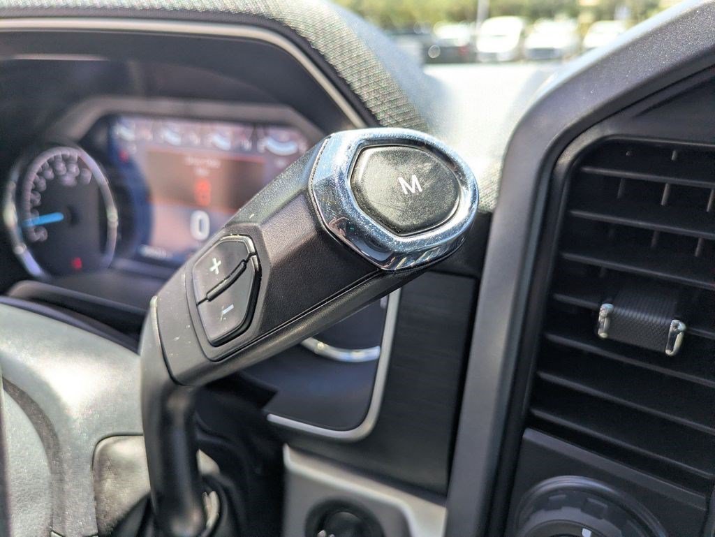 Used 2022 Oxford White Ford XLT image 24
