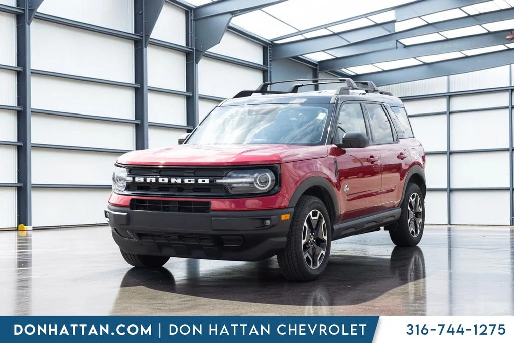 Used 2021 Red Ford Outer Banks image 20