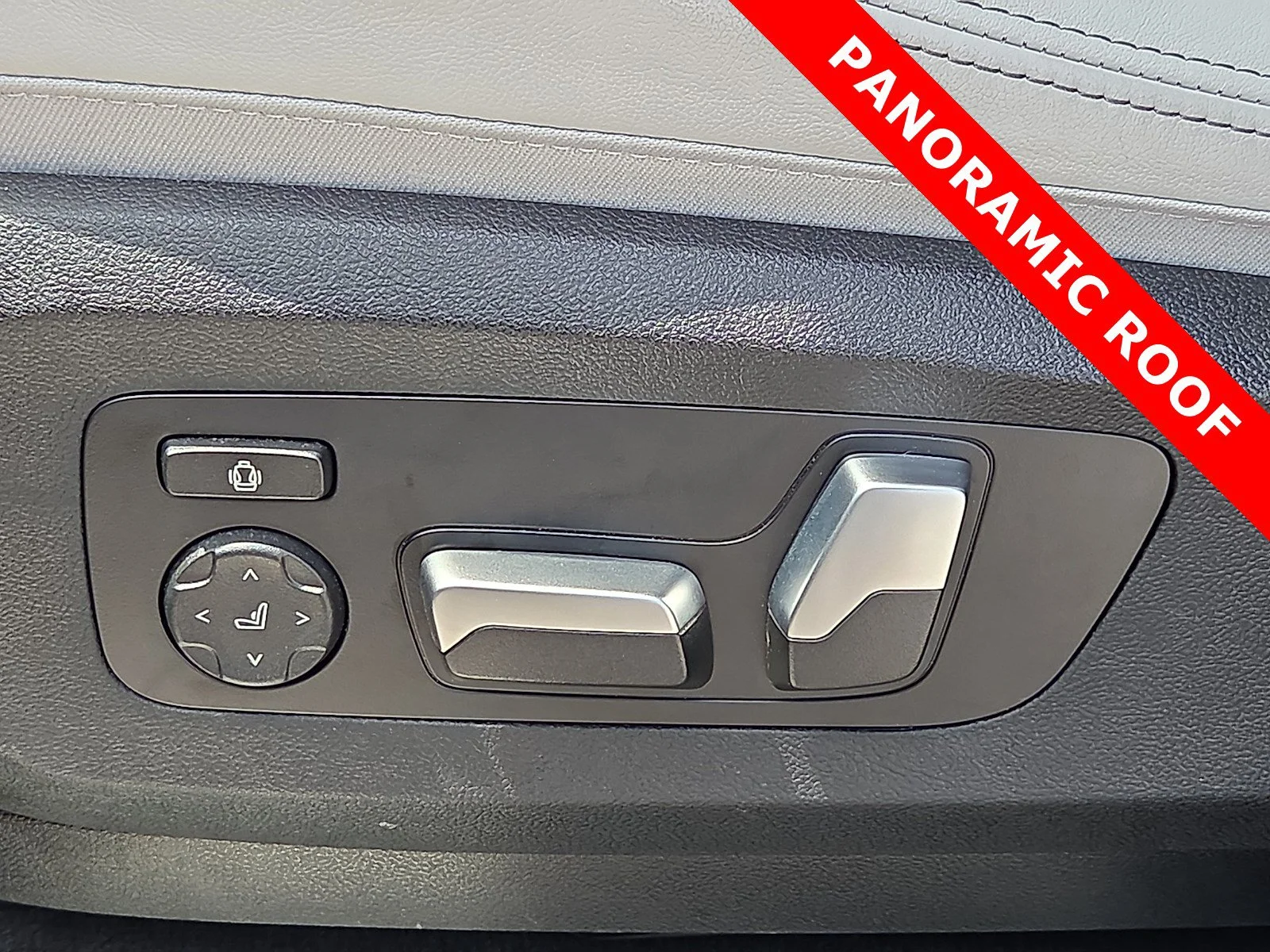 Used 2025 Skyscraper Grey Metallic BMW xDrive40i image 14