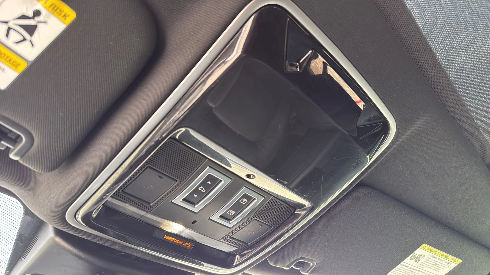 Used 2019  Land Rover 3.0L V6 Supercharged image 19