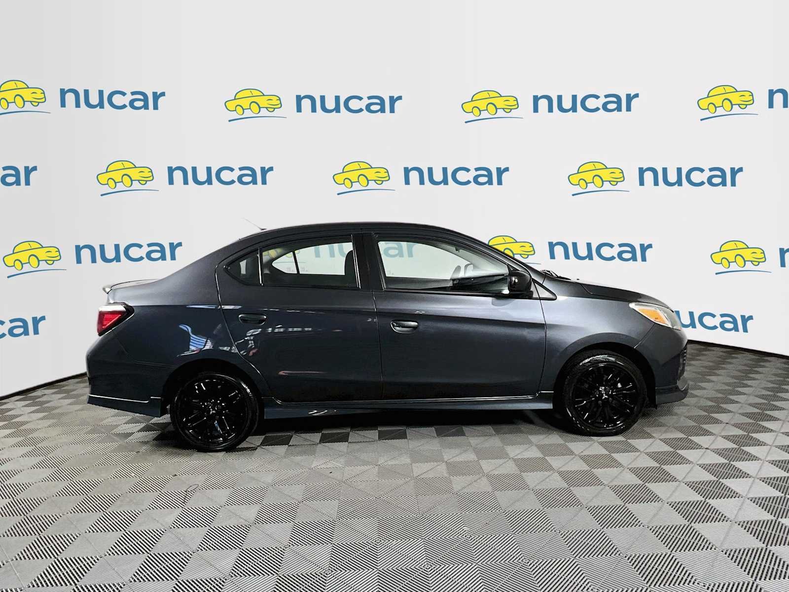 Used 2024 Graphite Gray Metallic w/ Black Roof Mitsubishi Black Edition image 8