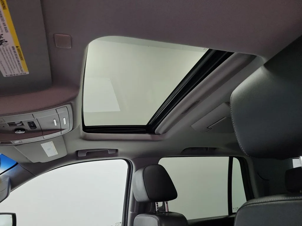 Certified Used 2018 White Chevrolet Premier image 2