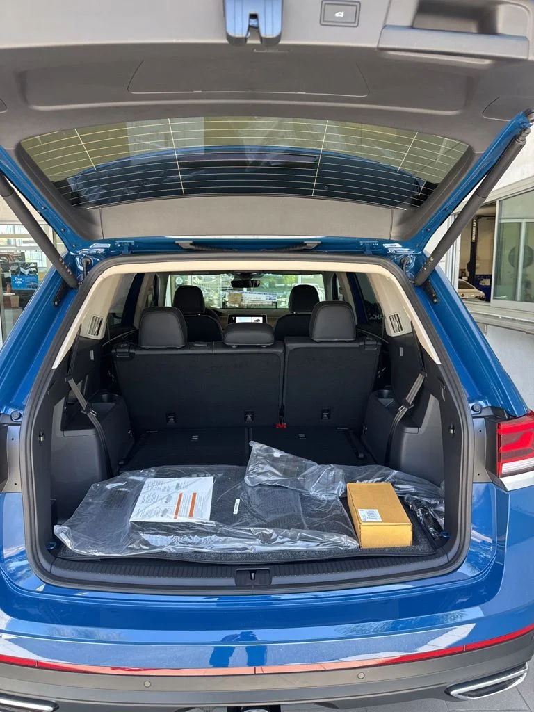 New 2026 Blue Volkswagen 2.0T SE w/Technology image 10