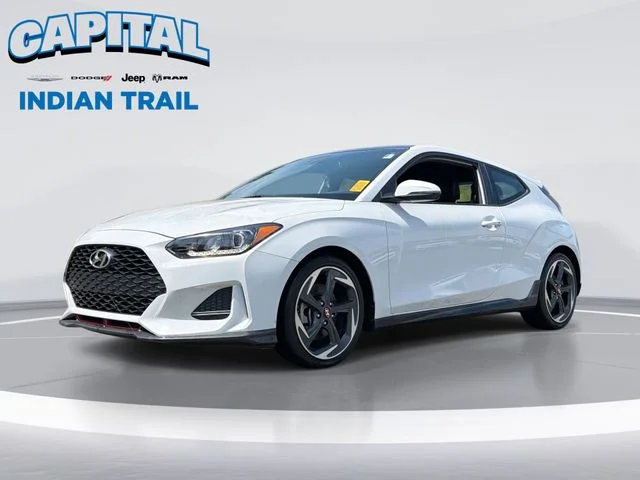 Used 2019 White Hyundai Turbo image 1