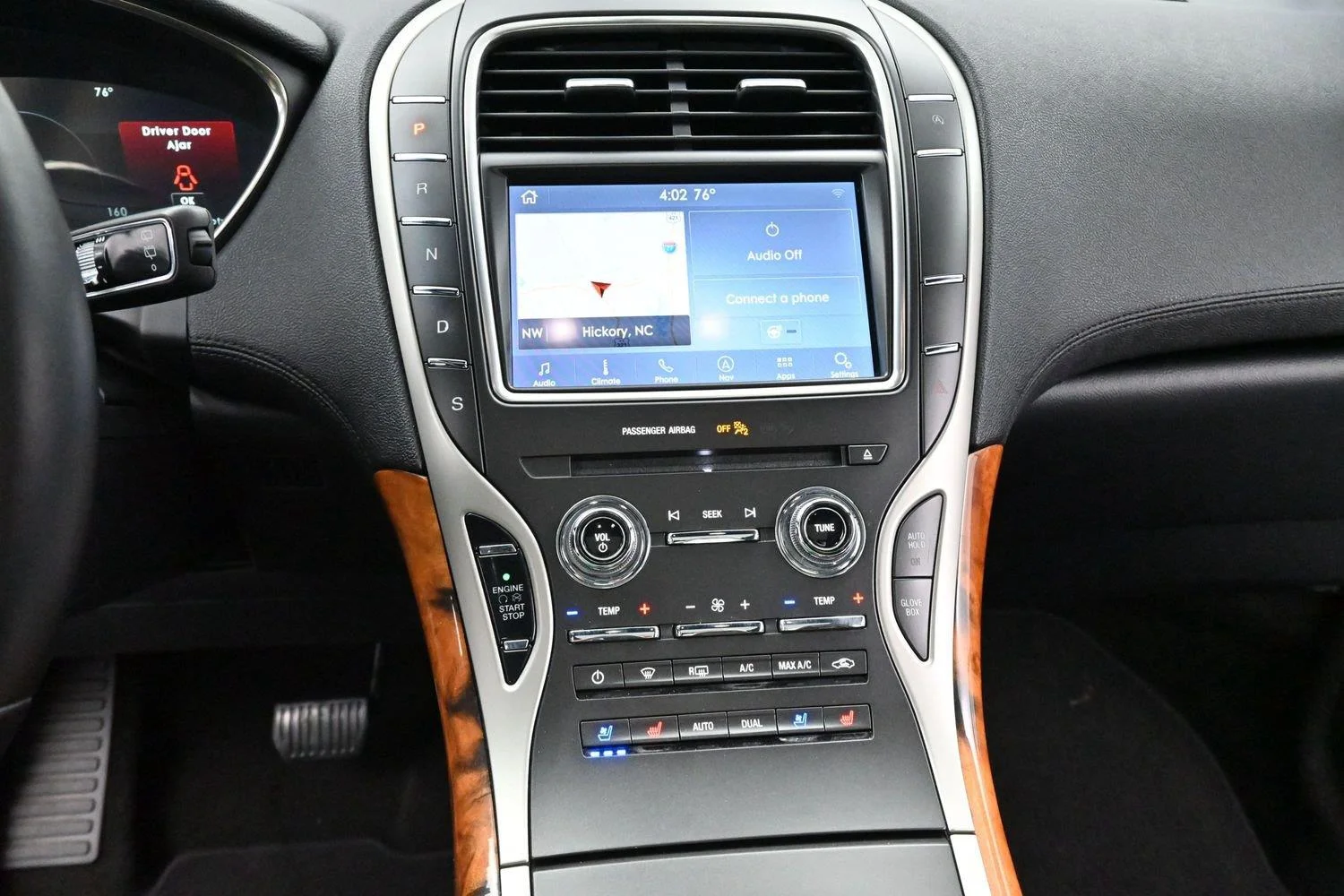Used 2020 Infinite Black Lincoln Reserve image 24