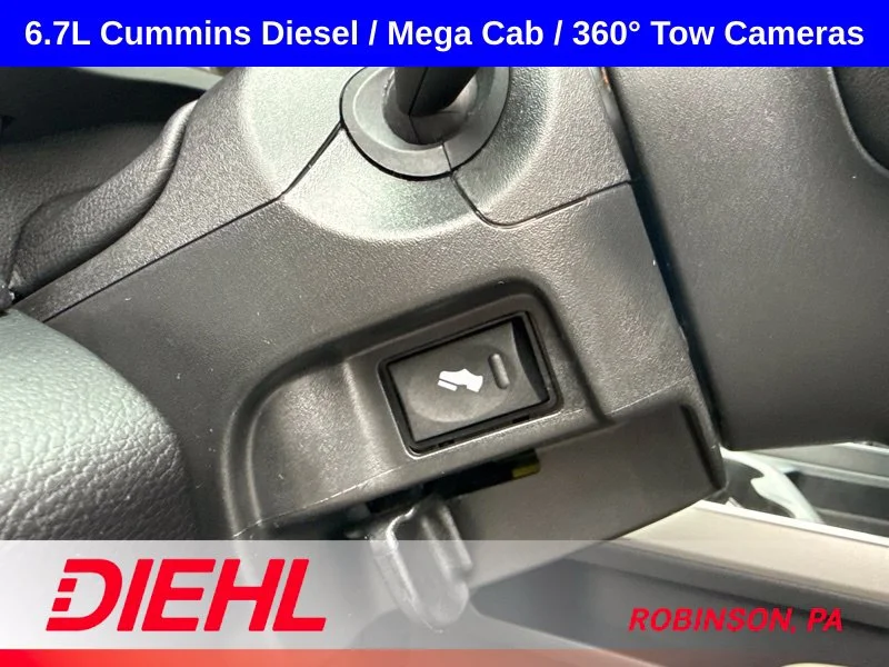 Used 2024 Silver Ram Laramie image 28