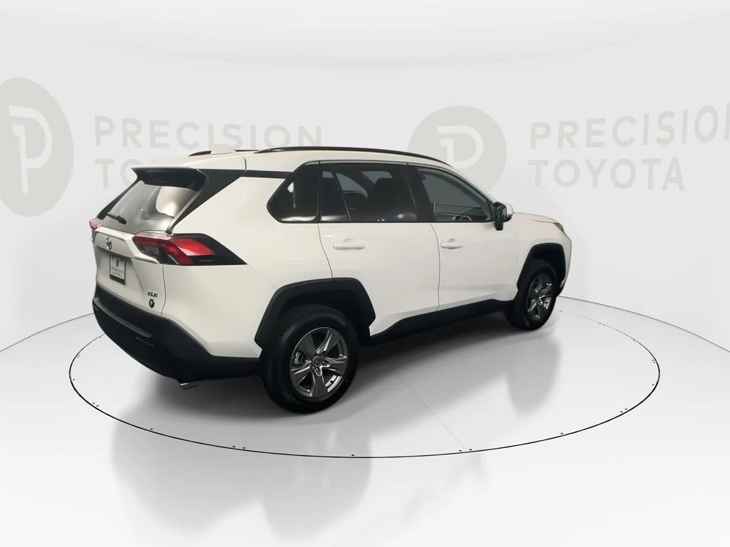 Used 2025 Ice Toyota XLE image 20