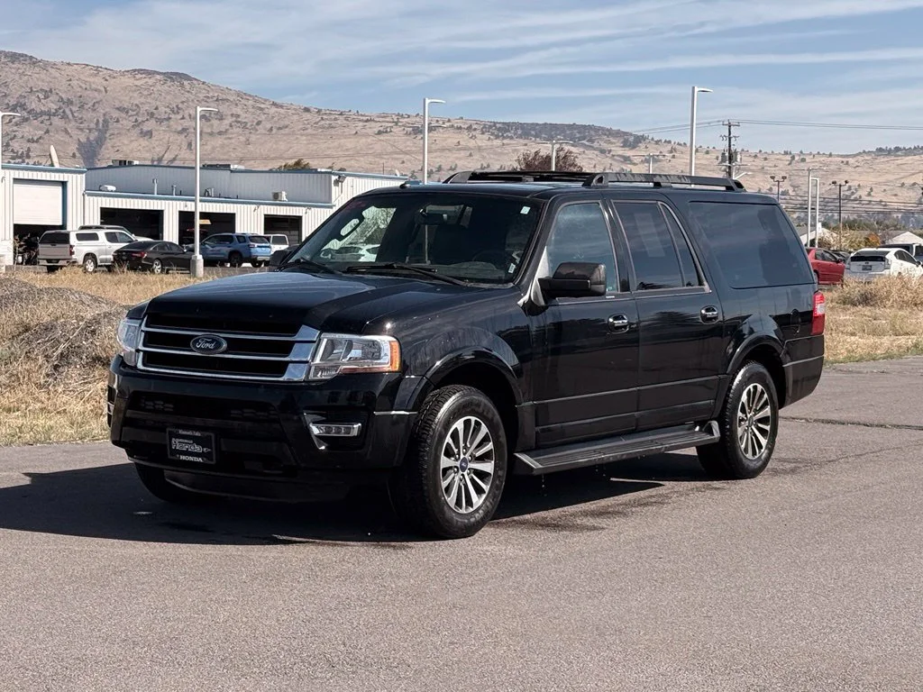 Used 2016 Shadow Black Ford XLT image 7
