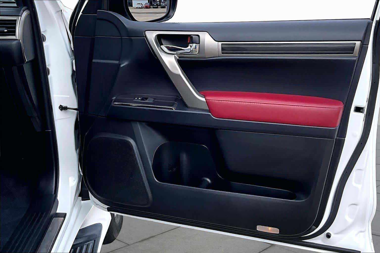 Used 2020 Starfire Pearl Lexus Premium image 23
