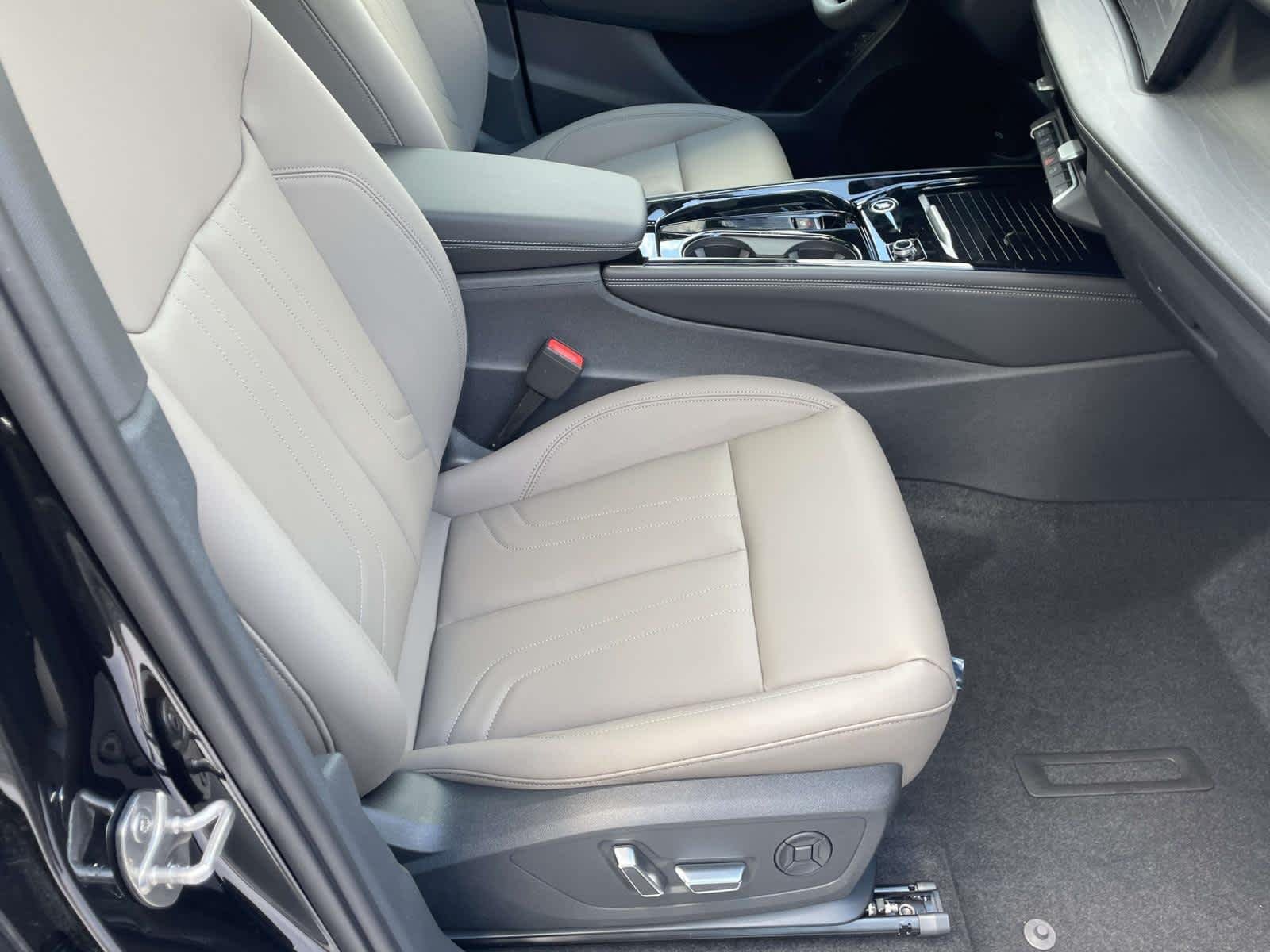 New 2026 0E0E/Black Audi S line image 21